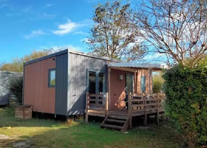 Camping Mobil-home 2 Avec Terrasse - Api-1-52-1325 *